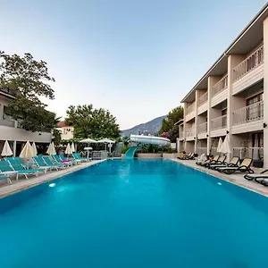 4* Hotel Golden Life &